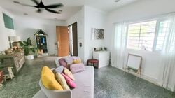 Flower Road (D19), Terrace #585677631